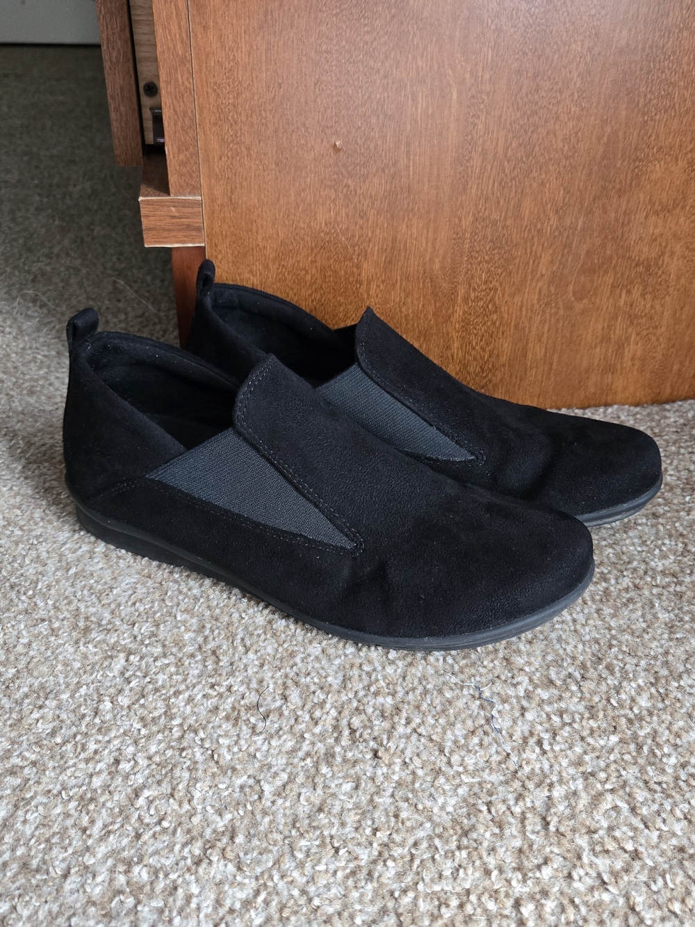 bussola Black Slip-On Suede Flats